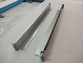 Universal Rack Rails